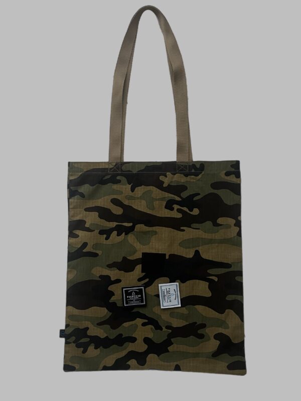 Womens Camo Classic Interchangeable Labels Tote Bag - Image 4