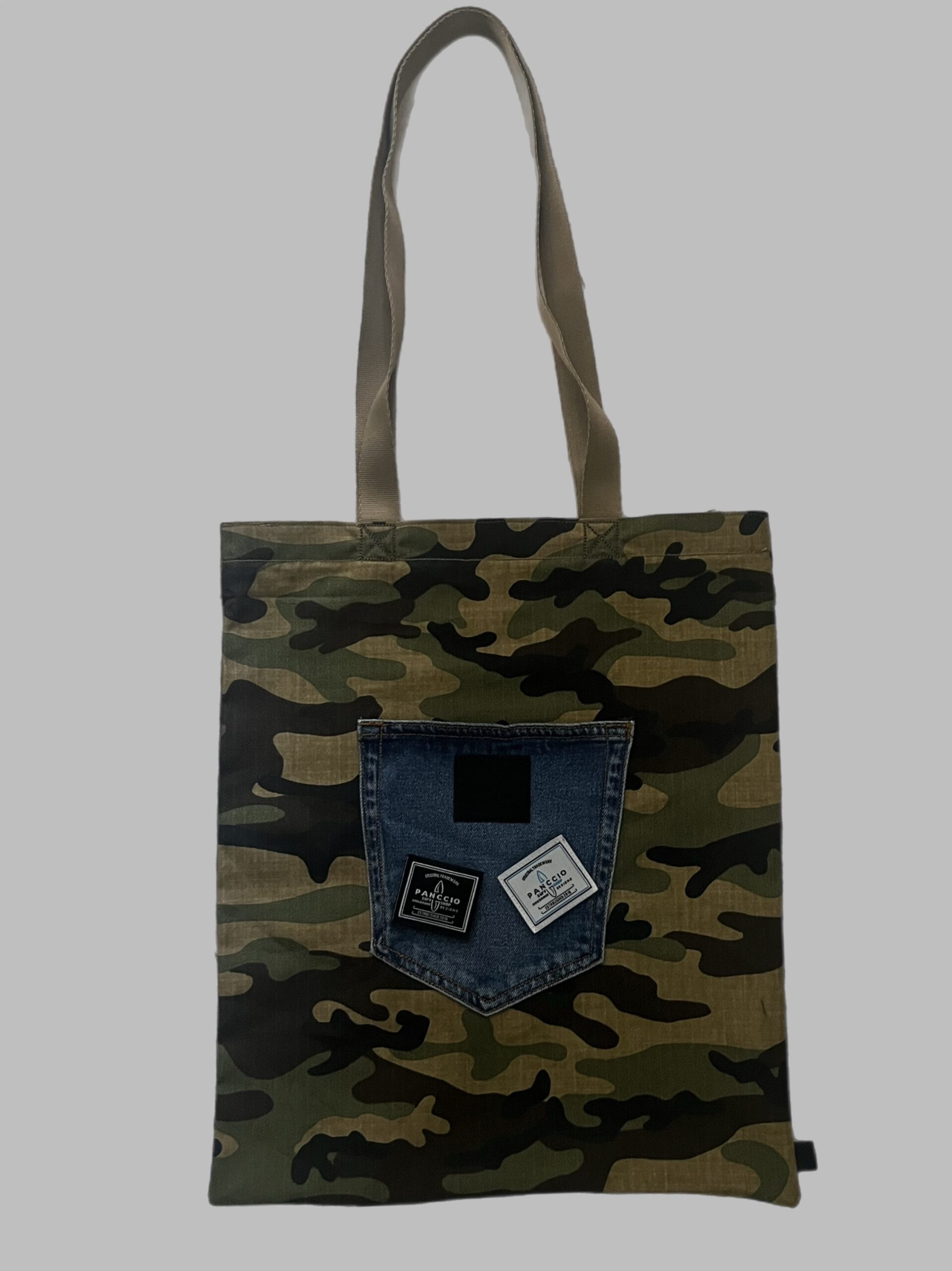 Womens Camo Pocket Interchangeable Labels Tote Bag - Image 2