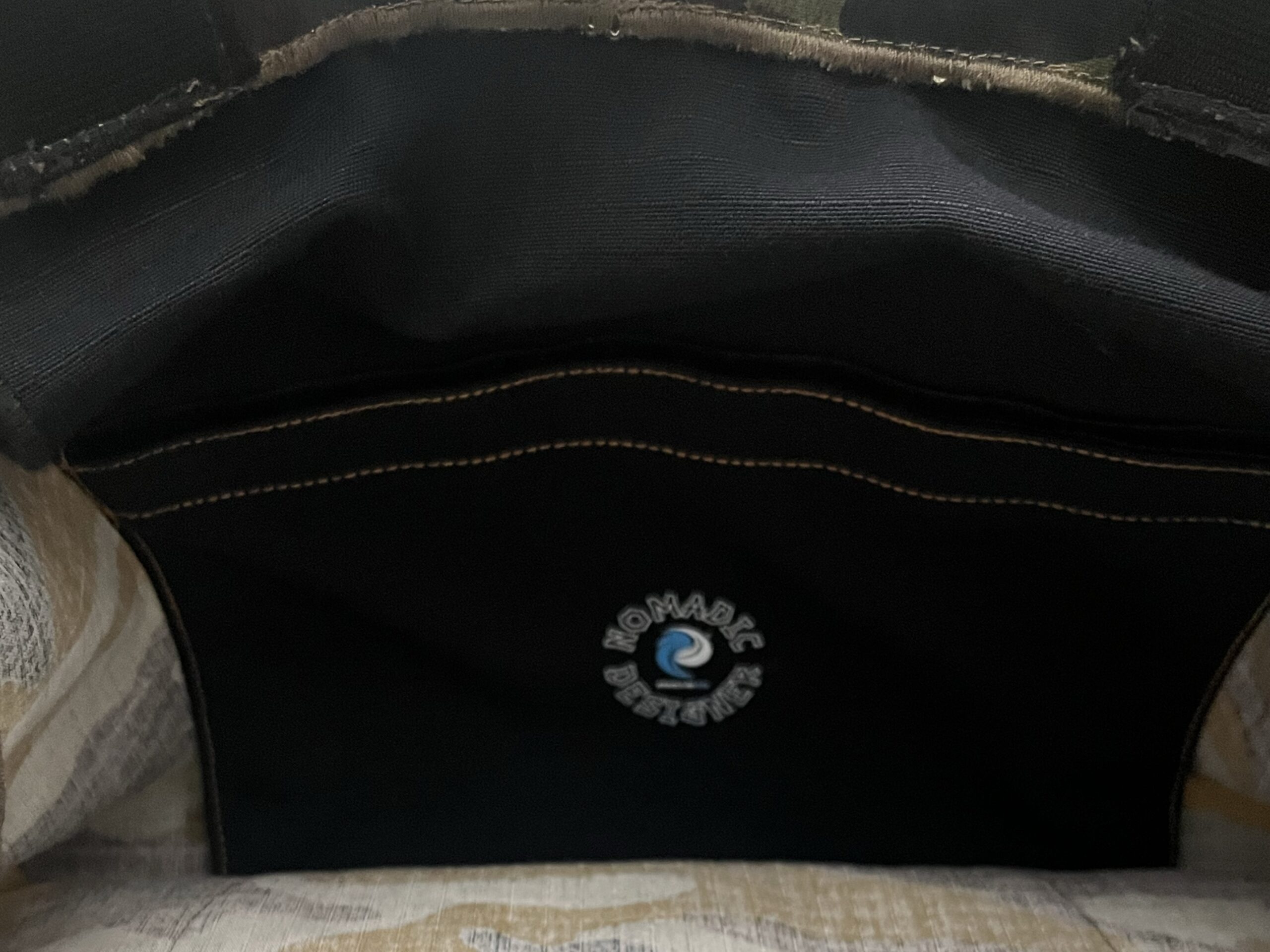 Womens Camo Pocket Tote Bag - Image 3