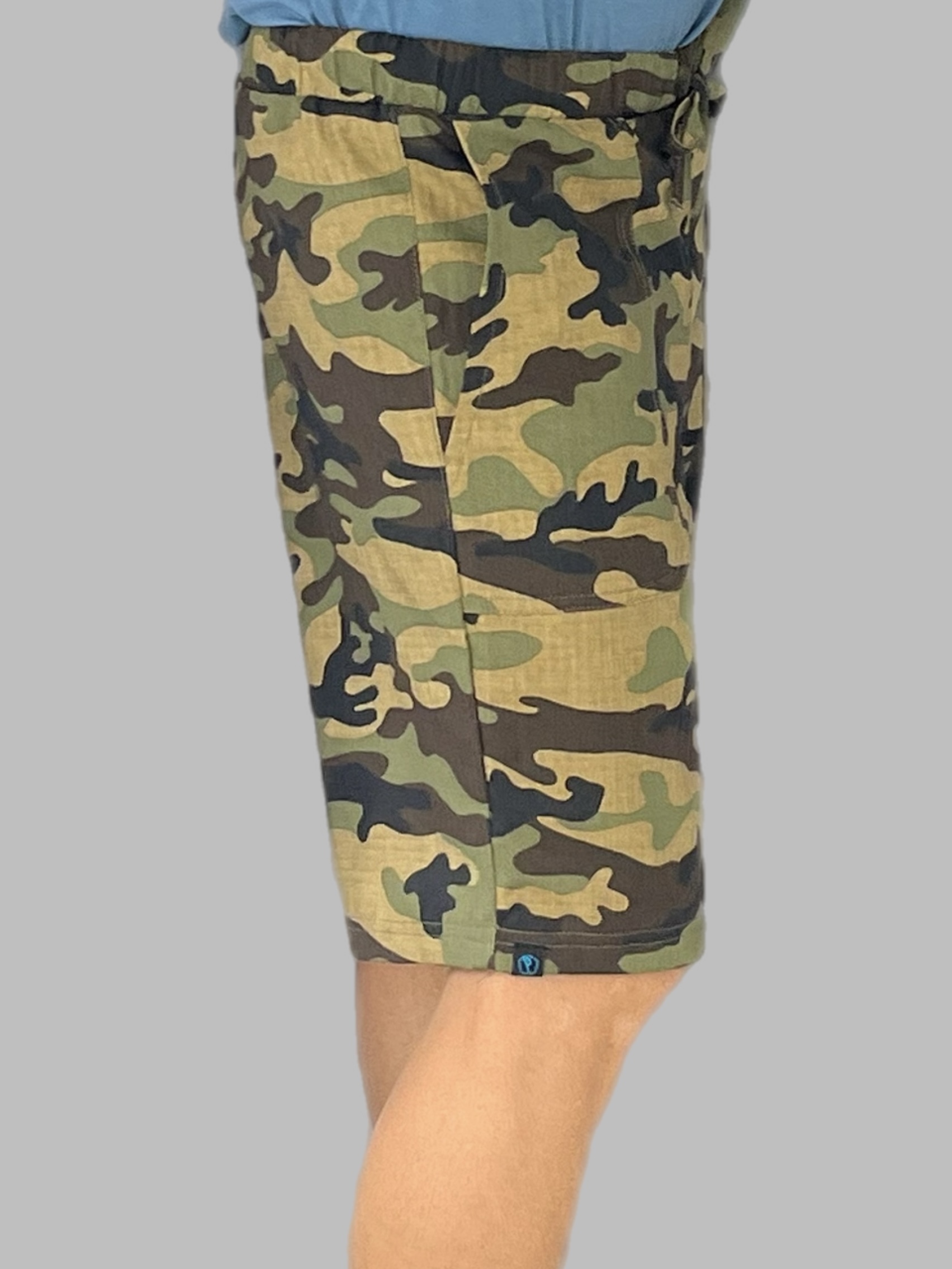 Men's Camo Military Leather Col Shorts - Image 4